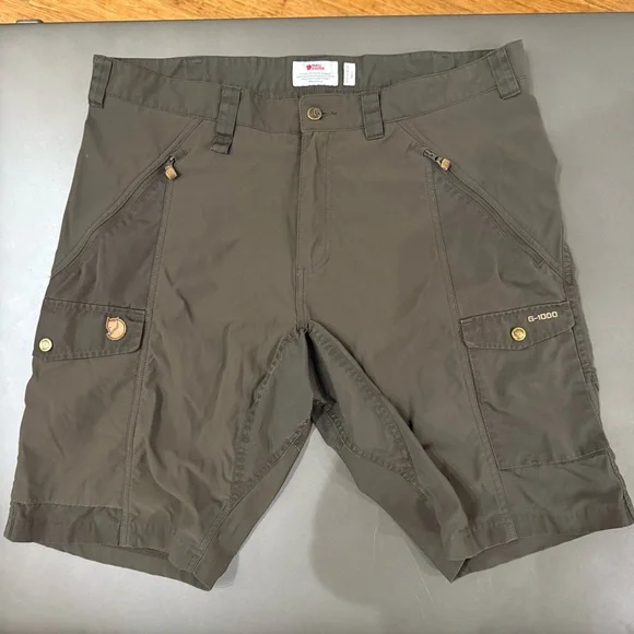 Fjallraven Abisko Olive Green Men’s Cargo Shorts - Size 38” - 39” - Picture 2 of 3